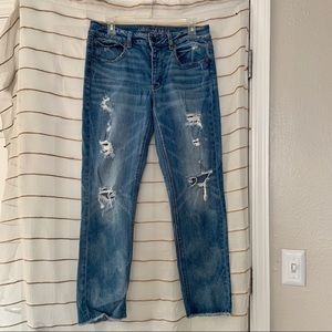 3/$15💛 American Eagle ripped jean